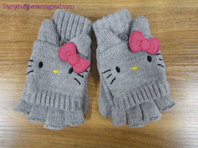 knitted gloves mitten