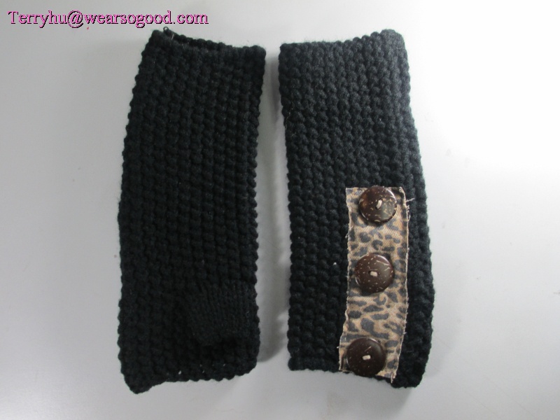 knitted gloves mitten