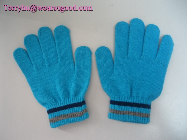 knitted gloves mitten