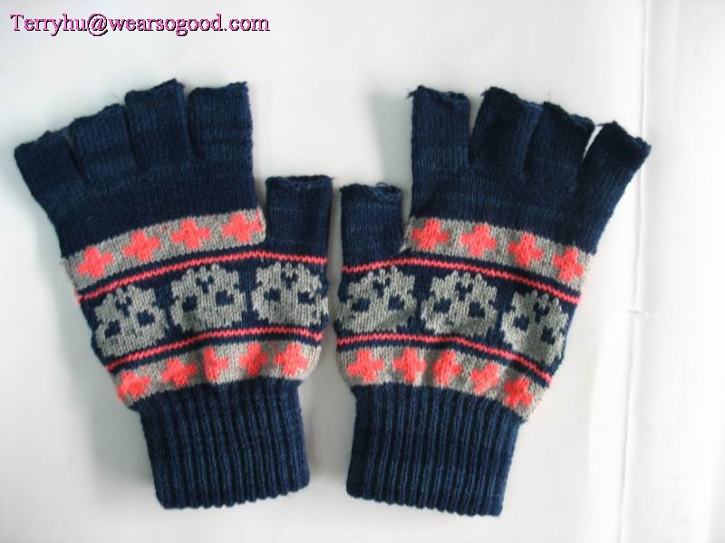 knitted gloves mitten