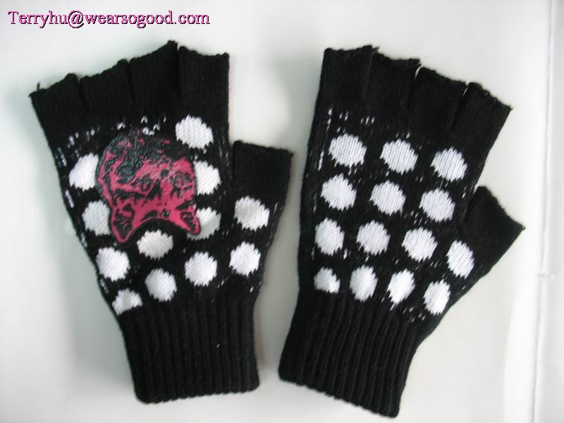 knitted gloves mitten