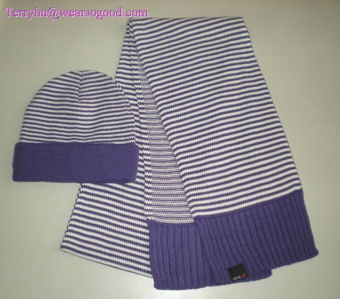 knitted hats scarf gloves