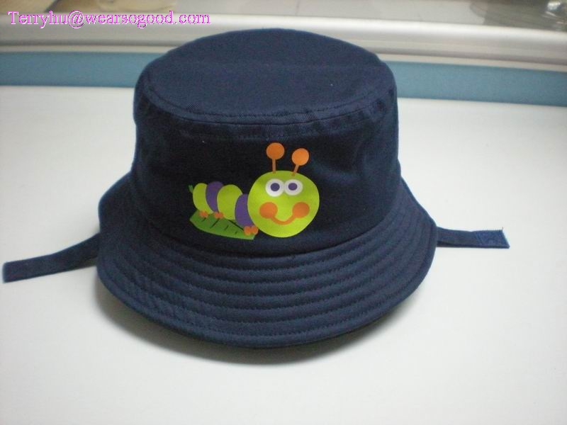 Bucket hat