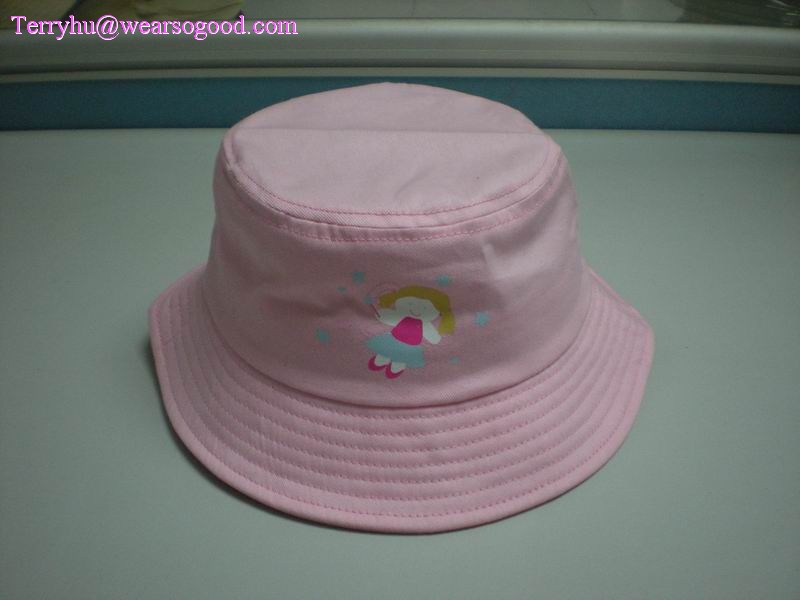 Bucket hat