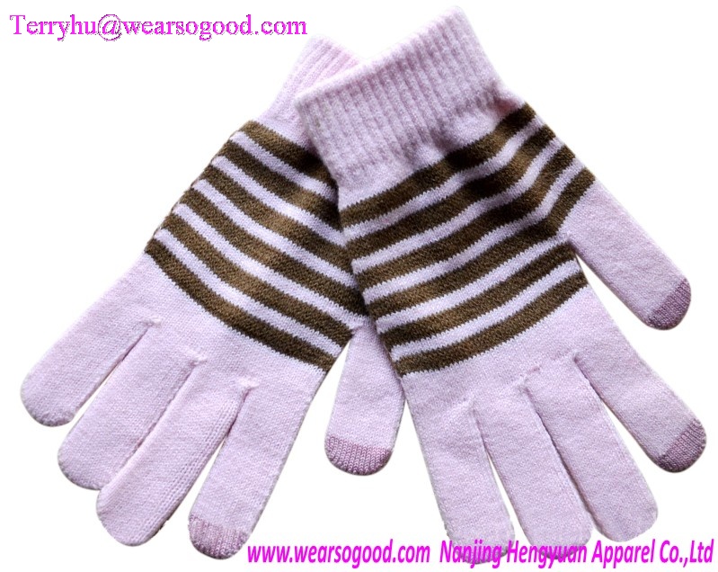 Knitted Gloves