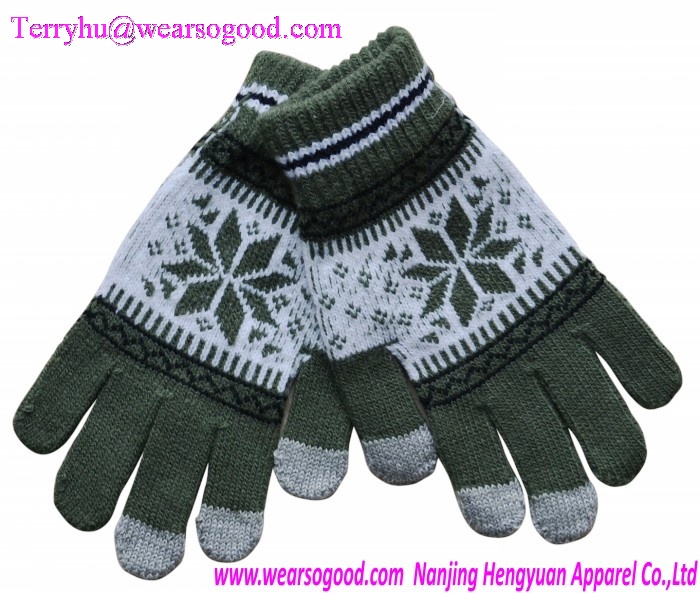 knitted gloves